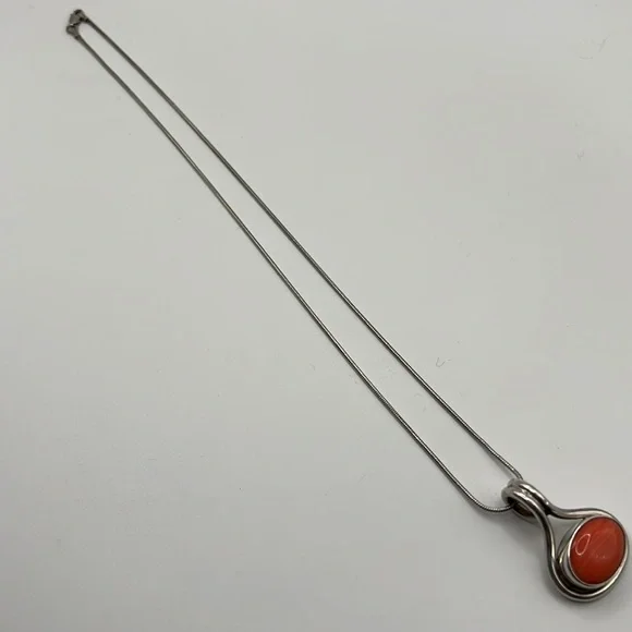 TAXCO TJ-75 PINK CORAL AND STERLING PENDANT ON A STERLING SILVER 20” SNAKE CHAIN - Picture 4 of 12